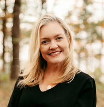 Lade das Bild in den Galerie-Viewer, ΓΥΝΑΙΚΑ ΚΑΤΩ / Gynaika kato