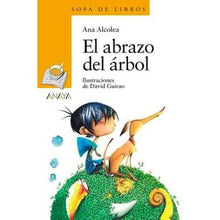 Lade das Bild in den Galerie-Viewer, El abrazo del árbol