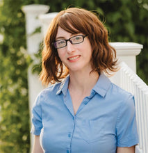 Lade das Bild in den Galerie-Viewer, ΤΟ ΜΥΣΤΙΚΟ ΤΗΣ ΚΑΜΑΡΙΕΡΑΣ / To mystiko tis kamarieras