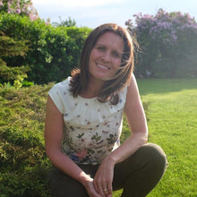 Lade das Bild in den Galerie-Viewer, April et le dernier ours