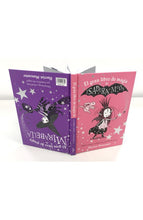 Lade das Bild in den Galerie-Viewer, Isadora Moon - El gran libro de magia de Isadora y Mirabella