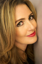 Lade das Bild in den Galerie-Viewer, ΟΛΑ ΤΑ ΦΩΤΕΙΝΑ ΜΕΡΗ - Ola ta foteina meri