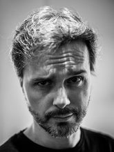 Lade das Bild in den Galerie-Viewer, Reina roja