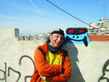 Lade das Bild in den Galerie-Viewer, ΠΩΛΟΥΝΤΑΙ ΣΚΙΕΣ! / Polountai skies!